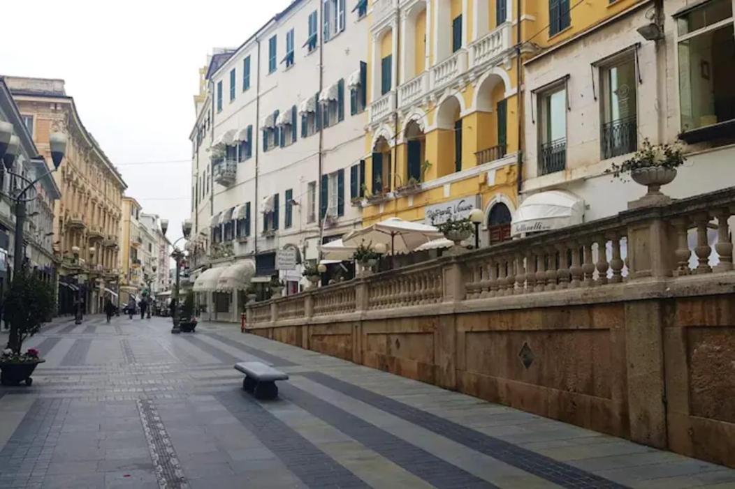 Rosa Centralissimo Sanremo Exteriör bild